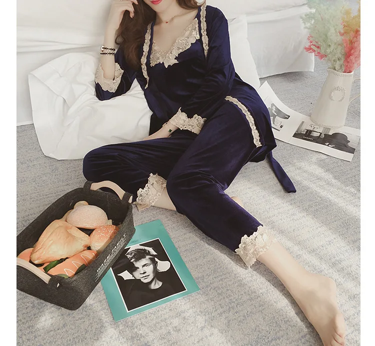 7186152563_132748704