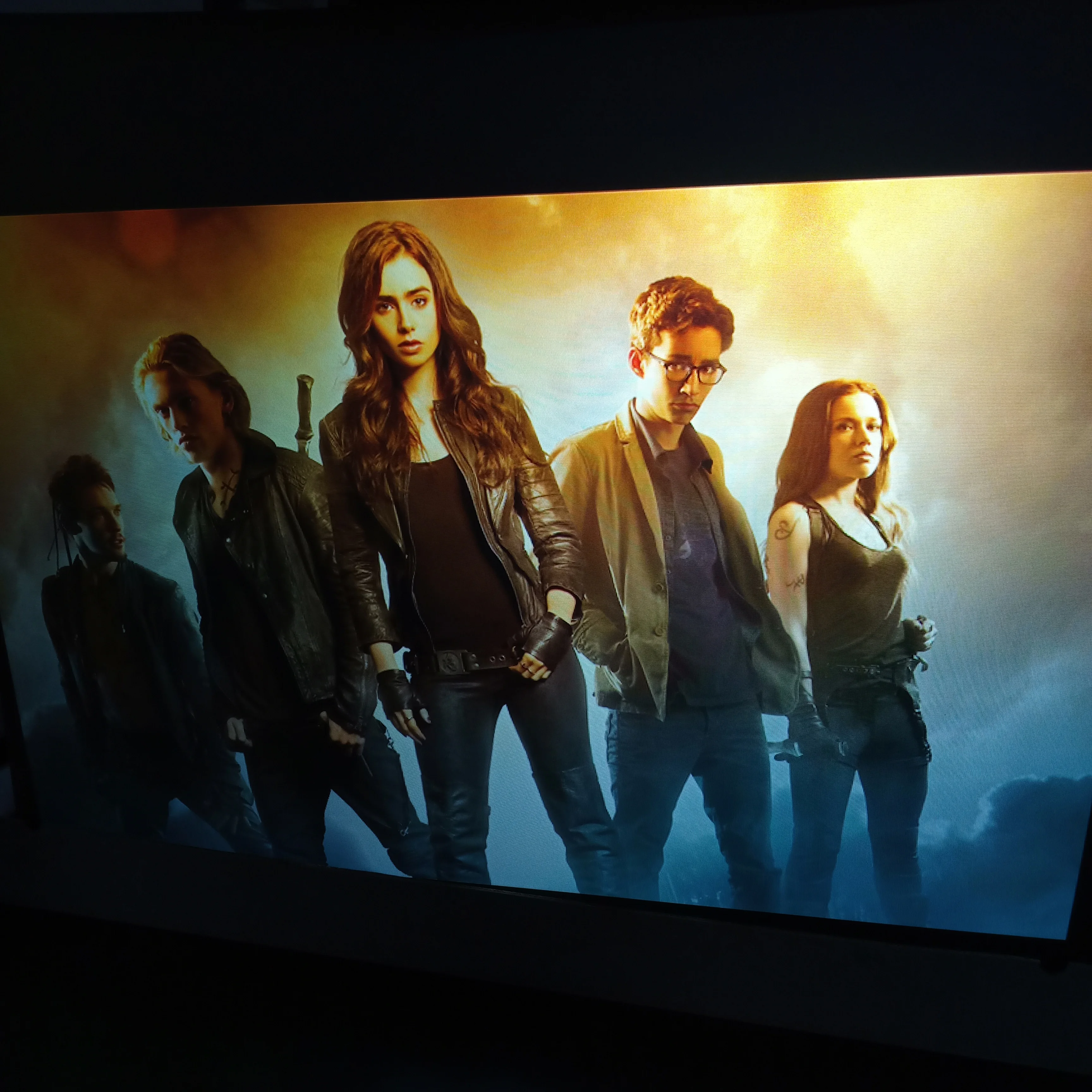 adhesive holographic screen, Transparent or dark grey color 
adhesive holographic screen, Transparent or dark grey color