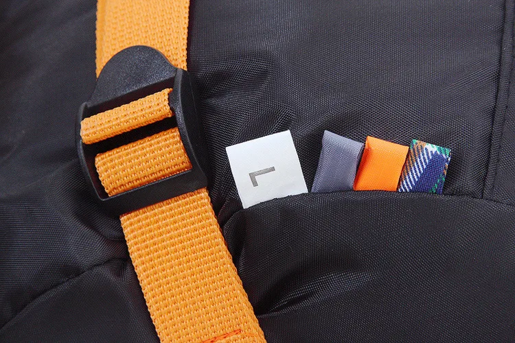 1084048705_1178351480