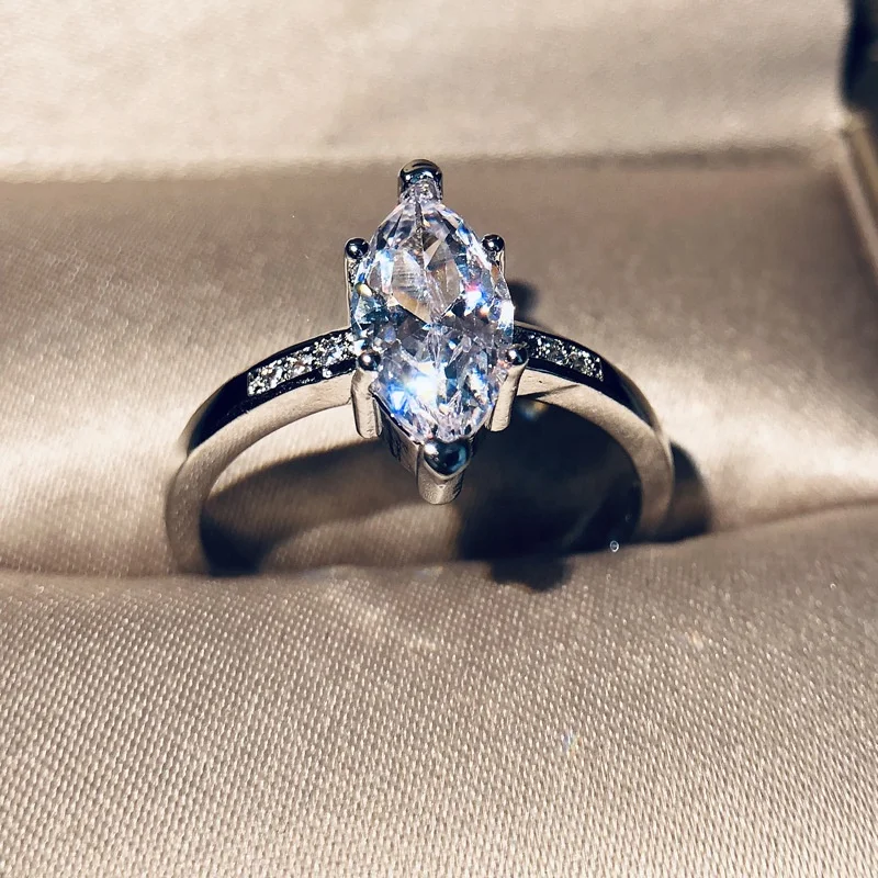 Fashion Horse Eye Marquise Rings Silver Color White Zircon Ring Wedding Engagement Jewelry for Women
Fashion Horse Eye Marquise Rings Silver Color White Zircon Ring Wedding Engagement Jewelry for Women