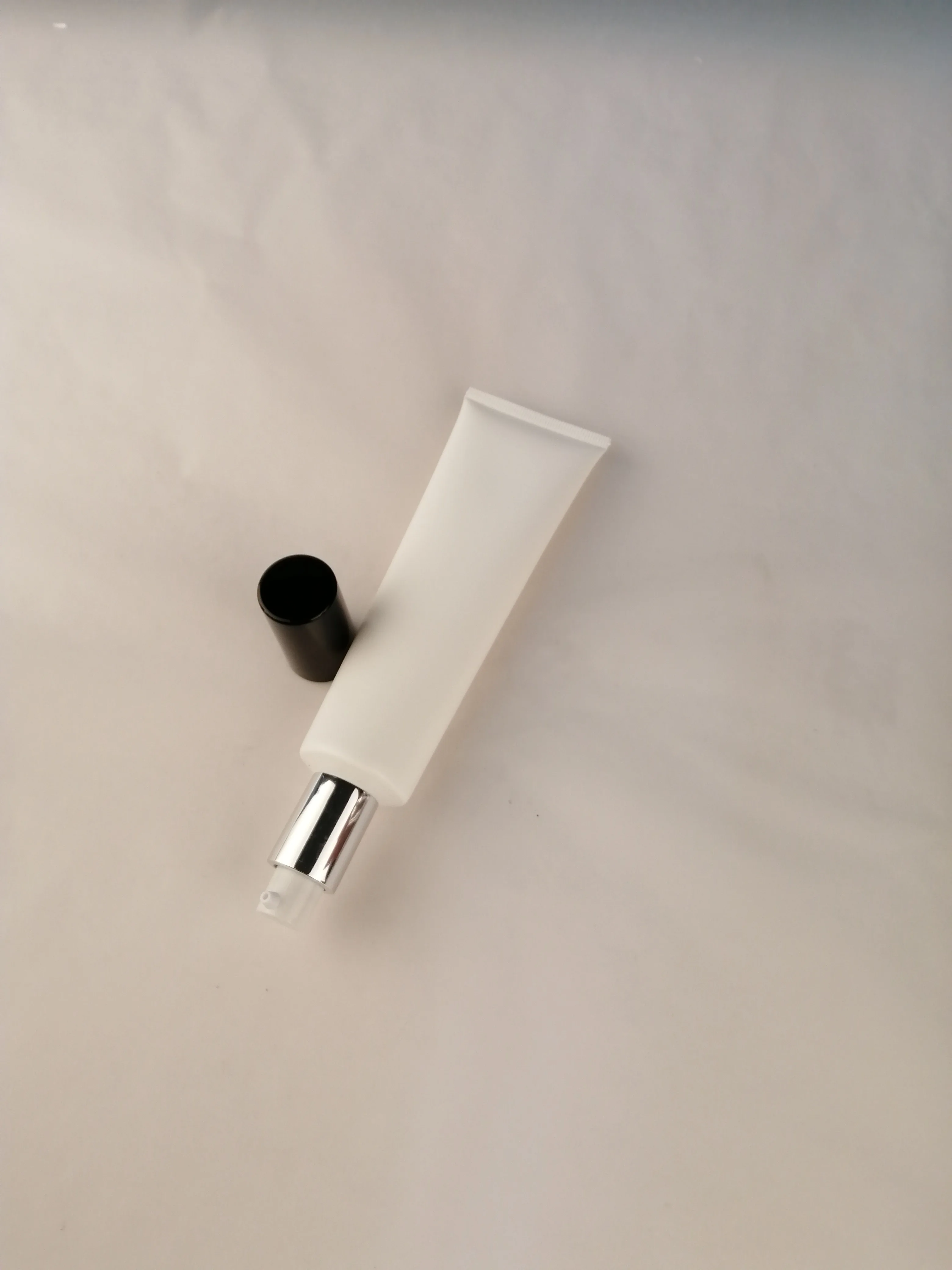 40ml empty plastic matte cosmetic pump sunscreen tube