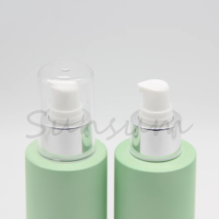 Matte Green Plastic PET Moisturizing Lotion Bottle with Sliver Pump