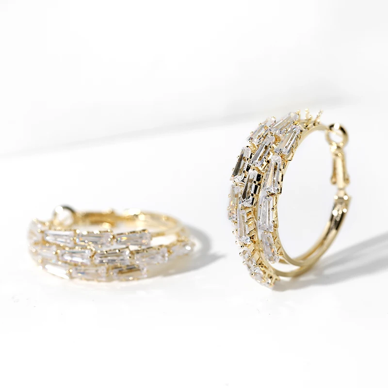 925 Sterling silver Korean diamond hoop earrings geometric circle earrings for women
925 Sterling silver Korean diamond hoop earrings geometric circle earrings for women