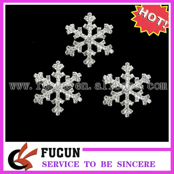 snowflake rhinestone brooch 1.jpg