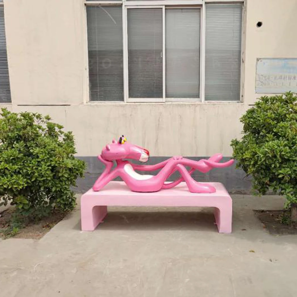 Décoration de centre commercial en fibre de verre grandeur nature statue de dessin animé personnage panthère rose