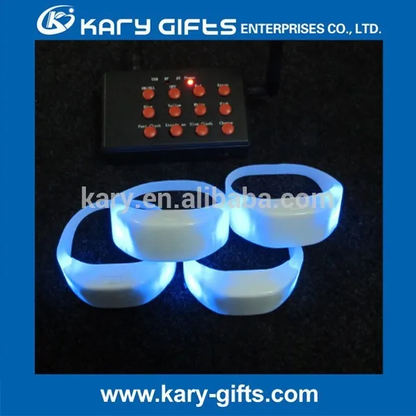 remote controlled led bracelet flashing led wristbands.jpg