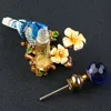 /product-detail/4ml-vintage-metal-bird-glass-empty-perfume-bottle-container-decor-ladies-gift-60787597070.html