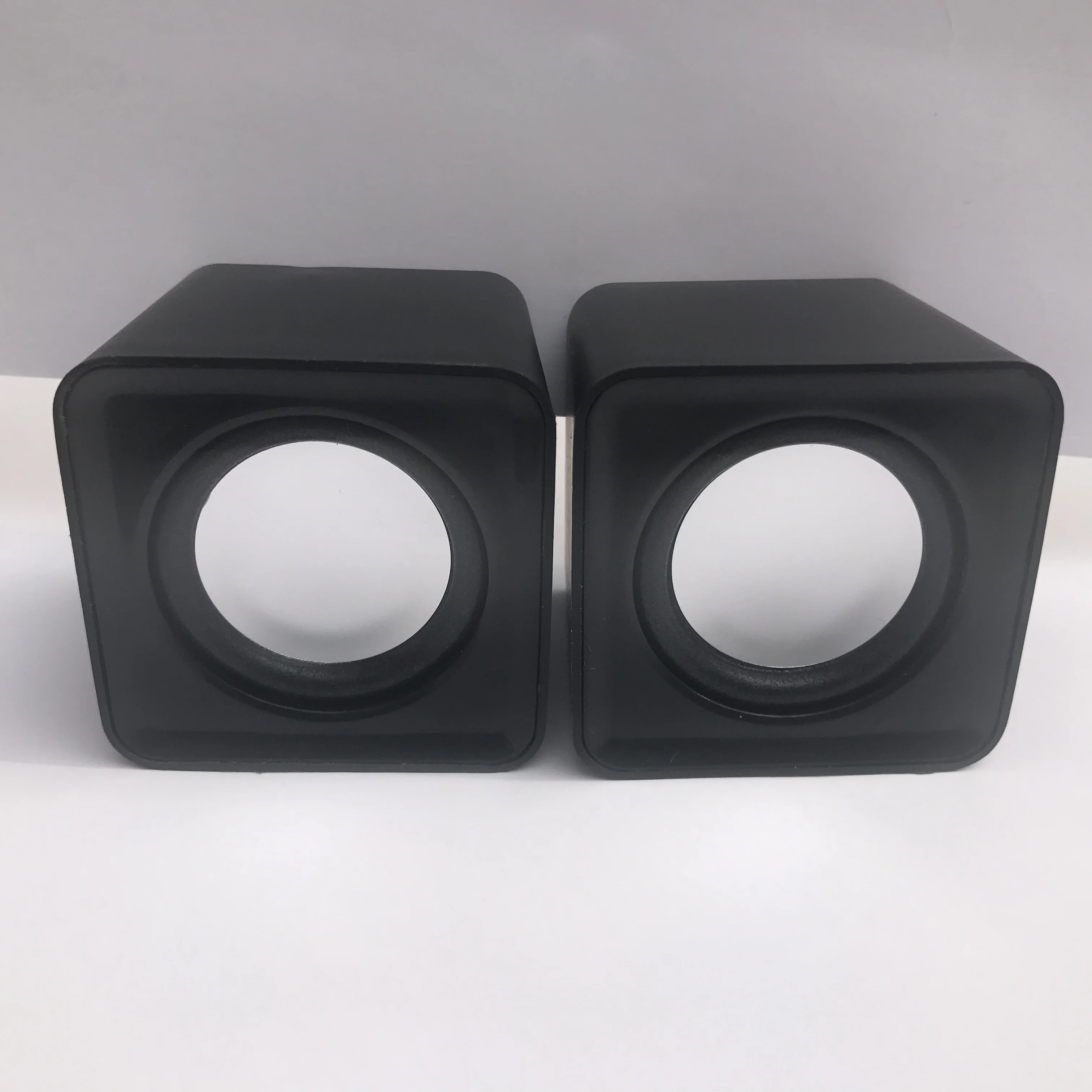 high quality small size cheap 2019 hot selling single tablet computer notebook USB input mini speaker - ANKUX.COM