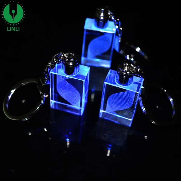 & crafts  key chains   name:  heart shaped crystal led keyring