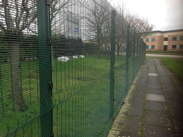 anti climb 358 fencing.jpg
