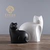 Guangzhou direct sale small cute animal cat figurine for home interior decorations