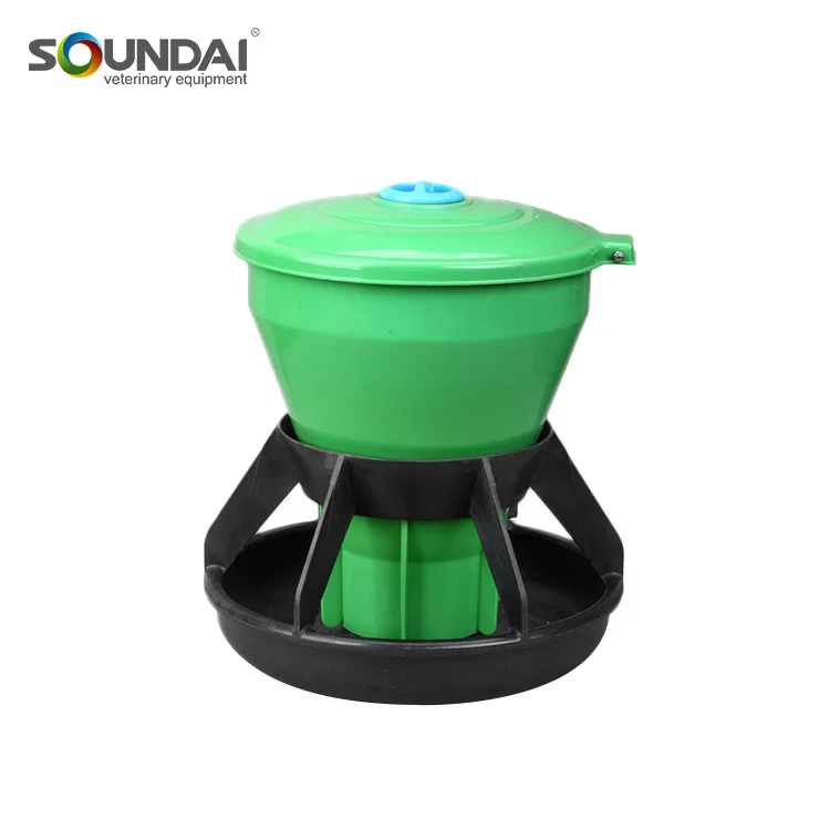 Factory Price 10kg Big Capacity Poultry Plastic Automatic Pig