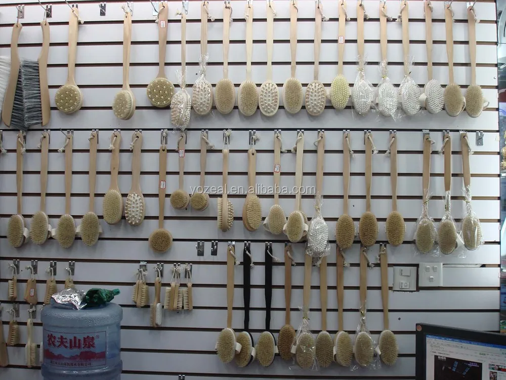 SHOWROOM3.jpg