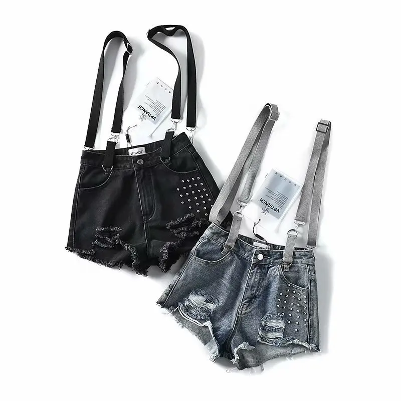 r40119s Summer new women's fashion washable bib pants hole bead heavy work denim shorts, Light blue/black
r40119s Summer new women's fashion washable bib pants hole bead heavy work denim shorts, Light blue/black