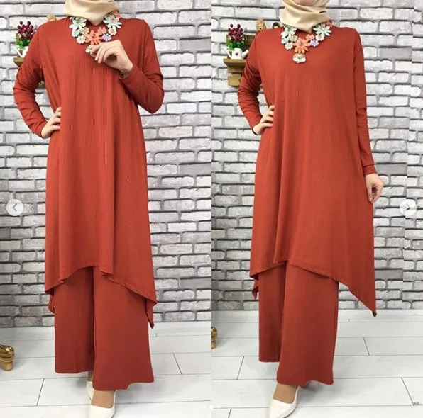 Ladies Middle East Islamic Clothing long sleeve muslim pant set, Black ,blue ,maroon,navy,pink.
Ladies Middle East Islamic Clothing long sleeve muslim pant set, Black ,blue ,maroon,navy,pink.