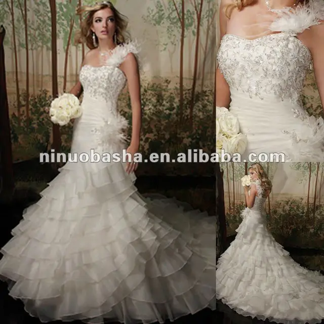 china wedding gown with chapel train