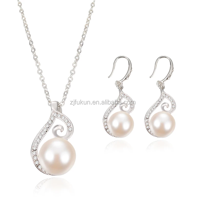 Wholesale diamond pearl necklace earrings set bride fashion pearl jewelry set
