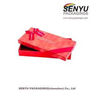 2018 new design cute taobao packaging gift box with ribbon