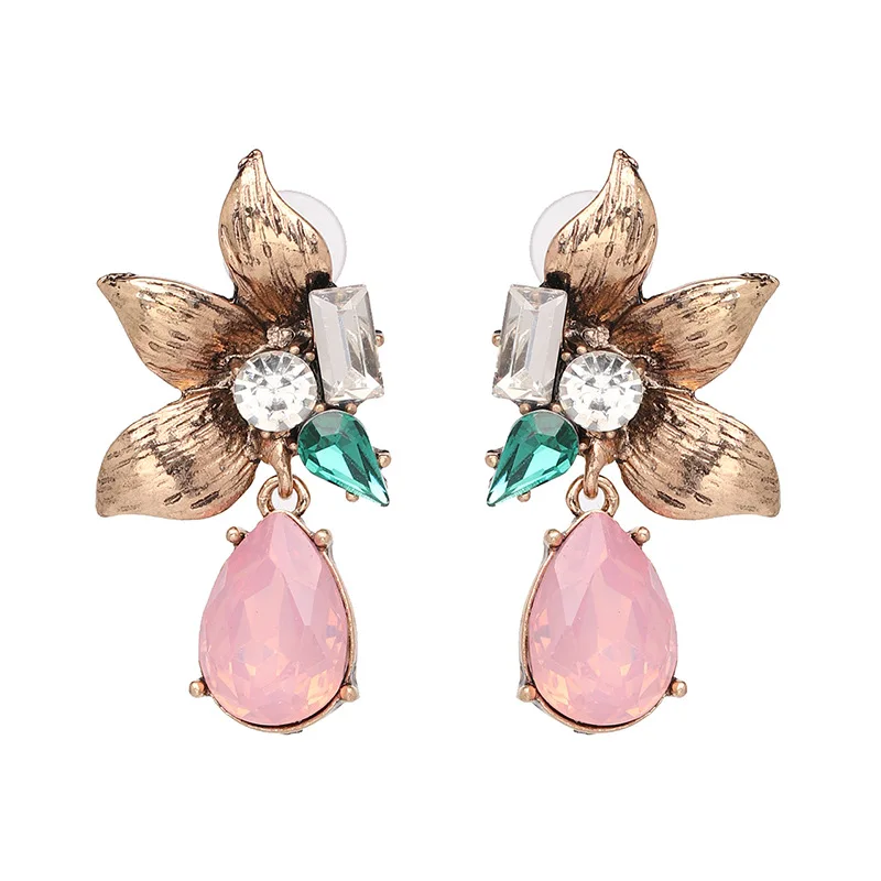 Retro Vintage Antique Gold Plated Teardrop Rhinestone Crystal Chandelier Earrings For Women
Retro Vintage Antique Gold Plated Teardrop Rhinestone Crystal Chandelier Earrings For Women
