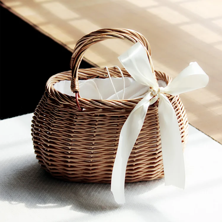 2021 New Japanese Hand-woven Straw Bag Simple Wicker Bag Rattan Handbag, Solid color
2021 New Japanese Hand-woven Straw Bag Simple Wicker Bag Rattan Handbag, Solid color