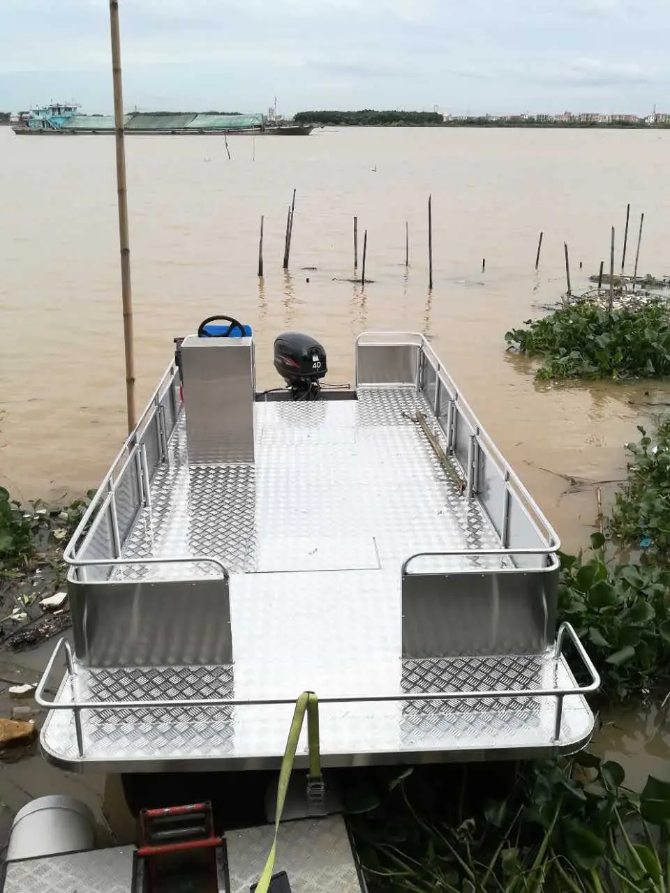 pontoon6.jpg