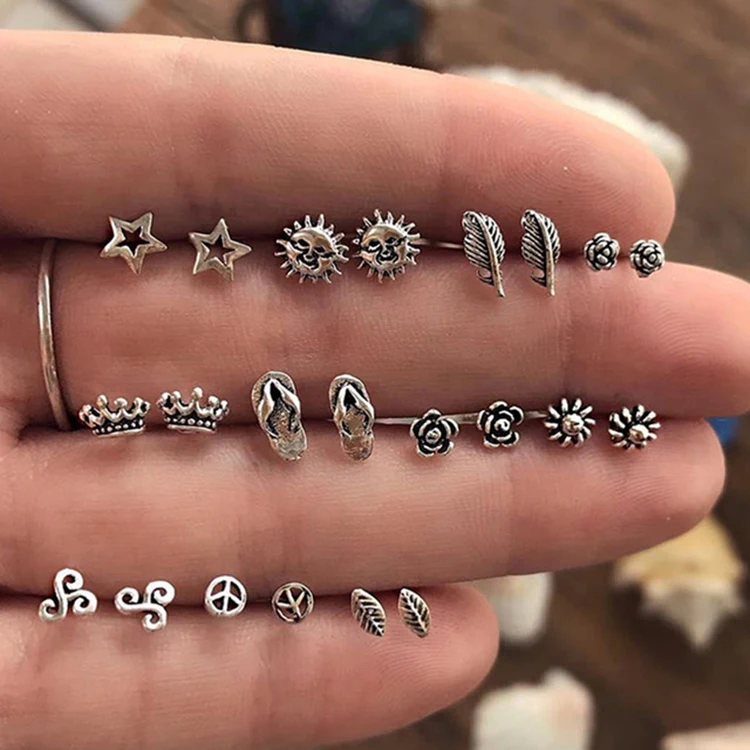 11 Pairs/lot Unique Design Vintage Stud Earrings Set For Women Punk Rose Crown Sun Stars Feather Geometric Earrings (KES026), Same as the picture
11 Pairs/lot Unique Design Vintage Stud Earrings Set For Women Punk Rose Crown Sun Stars Feather Geometric Earrings (KES026), Same as the picture