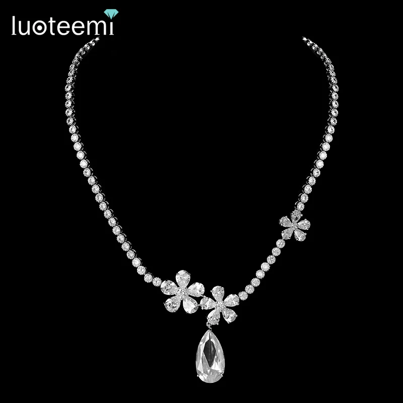 LUOTEEMI Wholesale Romantic Sunflwer Design Women Cubic Zirconia Diamond Elegant and Luxury Wedding Jewelry Set Bridal
LUOTEEMI Wholesale Romantic Sunflwer Design Women Cubic Zirconia Diamond Elegant and Luxury Wedding Jewelry Set Bridal