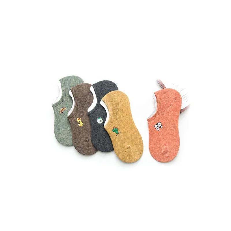 Summer Japan Style Design Young Girls Silicon Anti-silp No Show Cartoon Embroidered Socks, Colorful
Summer Japan Style Design Young Girls Silicon Anti-silp No Show Cartoon Embroidered Socks, Colorful
