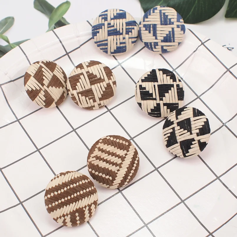 Bohemian Wooden Straw Rattan Knit Stud Earrings For Women New Korea Handmade Round Clothes Button Weaving Earrings Accessories, Black;blue 
Bohemian Wooden Straw Rattan Knit Stud Earrings For Women New Korea Handmade Round Clothes Button Weaving Earrings Accessories, Black;blue