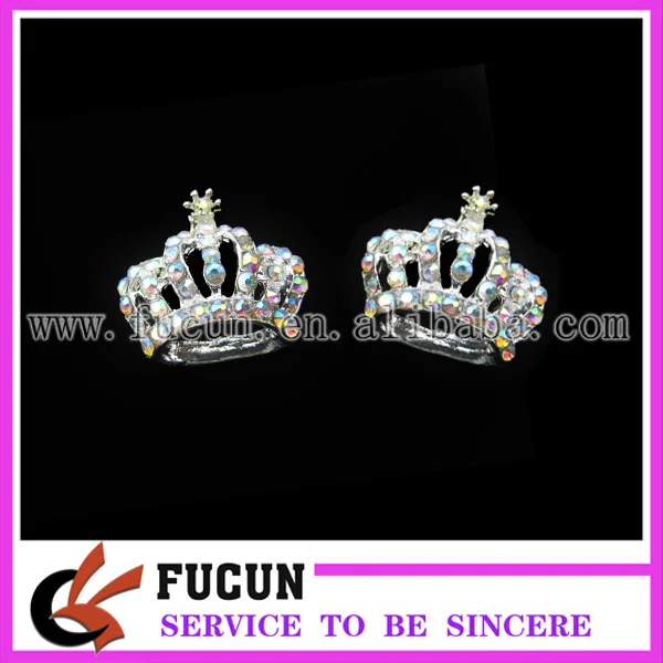 crown rhinestone brooch 3.jpg
