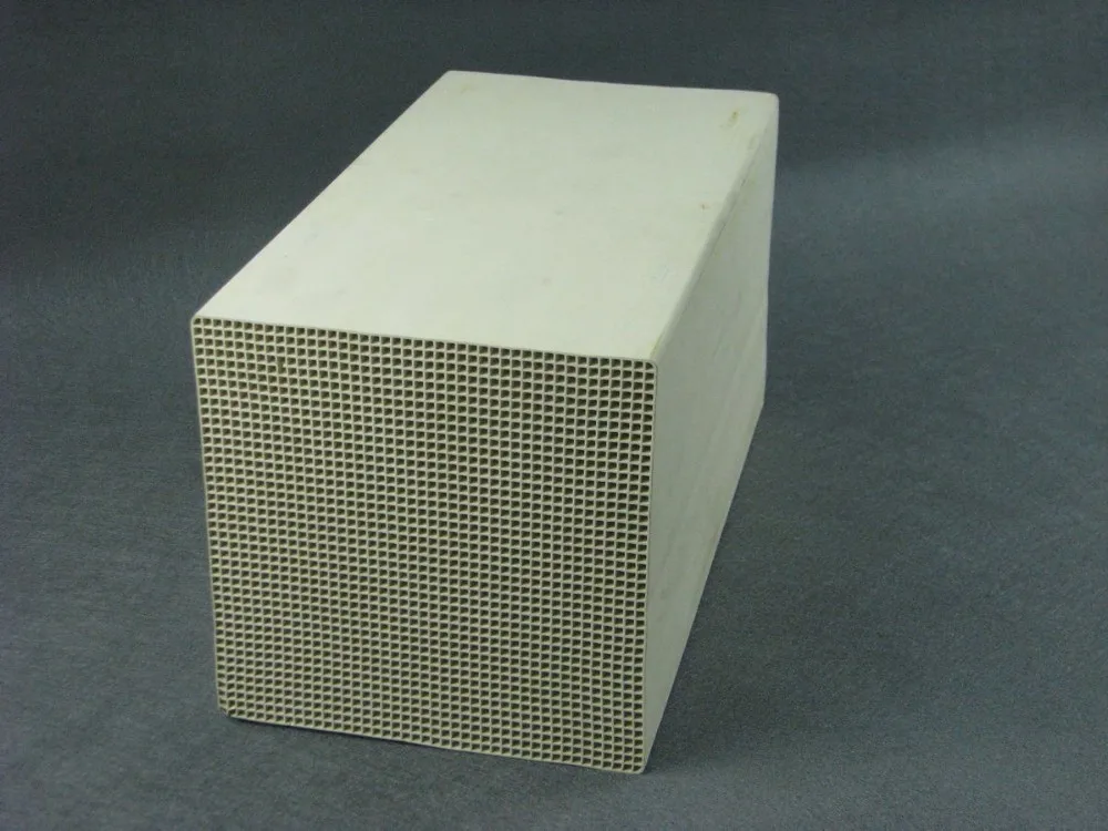 China manufacturer ceramic honeycomb for catalyst with great price.jpg