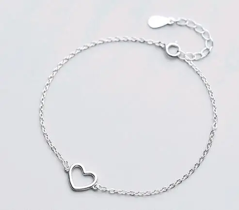 SB104-017 Halo elegant ladies 925 sterling silver small heart pendant bracelet
SB104-017 Halo elegant ladies 925 sterling silver small heart pendant bracelet
