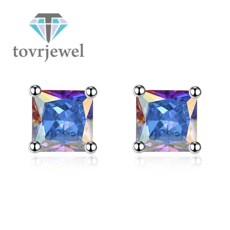 New Fashion Cubic Zirconia Stud Earrings For Women Crystal Gem Ear Jewelry Gift Brincos
New Fashion Cubic Zirconia Stud Earrings For Women Crystal Gem Ear Jewelry Gift Brincos