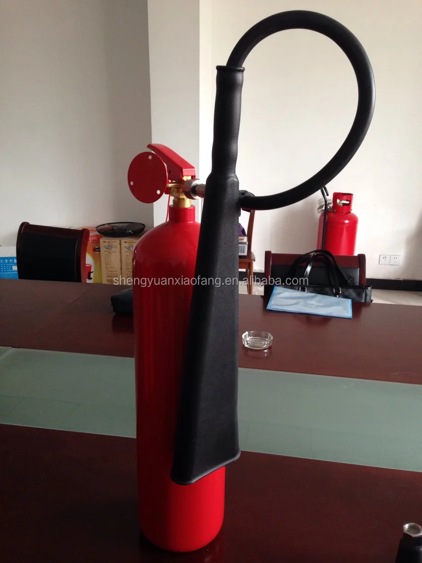 portable carbon dioxide fire extinguisher