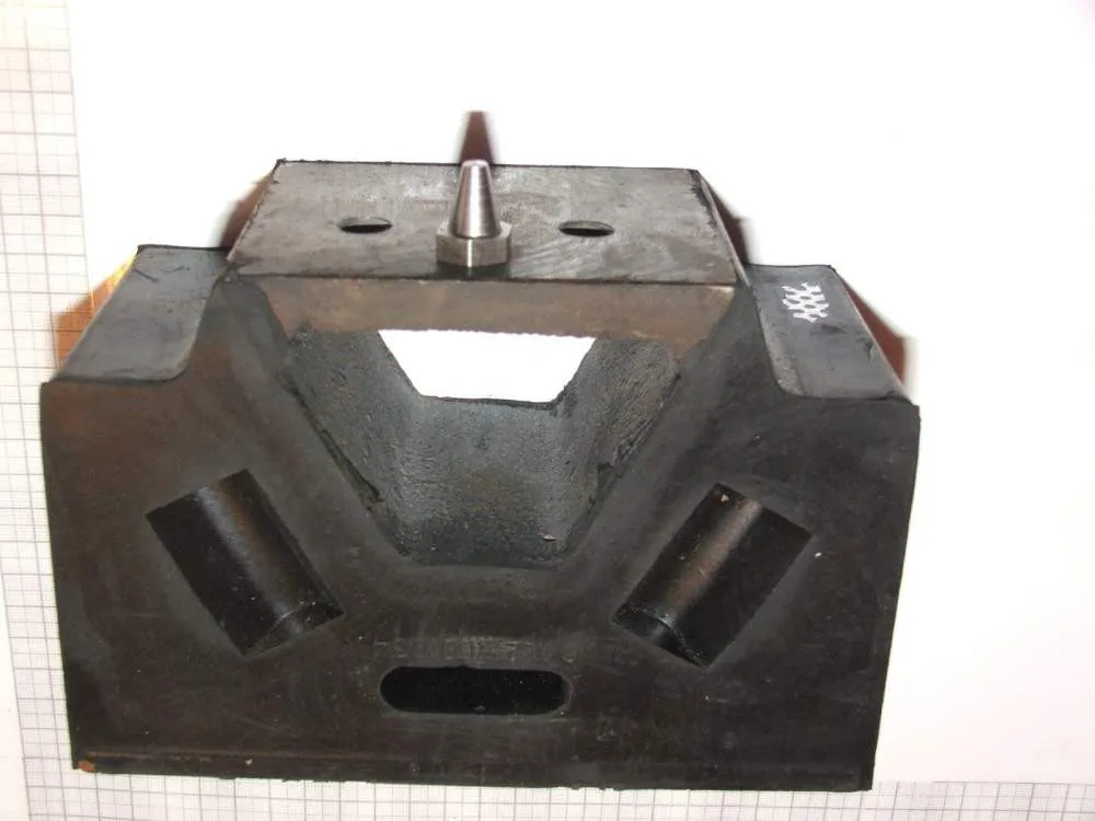 MAZ Cushion engine mounting side 6422-1001034(3).jpeg