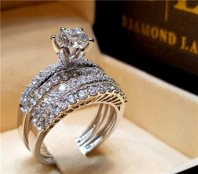 Cute Female Crystal White Zircon Stone Ring Set Luxury Engagement Ring Vintage Bridal Wedding Rings For Women
Cute Female Crystal White Zircon Stone Ring Set Luxury Engagement Ring Vintage Bridal Wedding Rings For Women