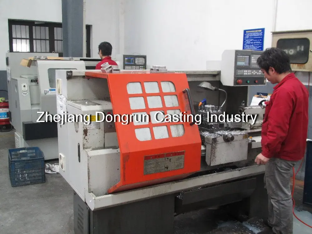 Castings Manufacturer street lamppost top CNC machining
