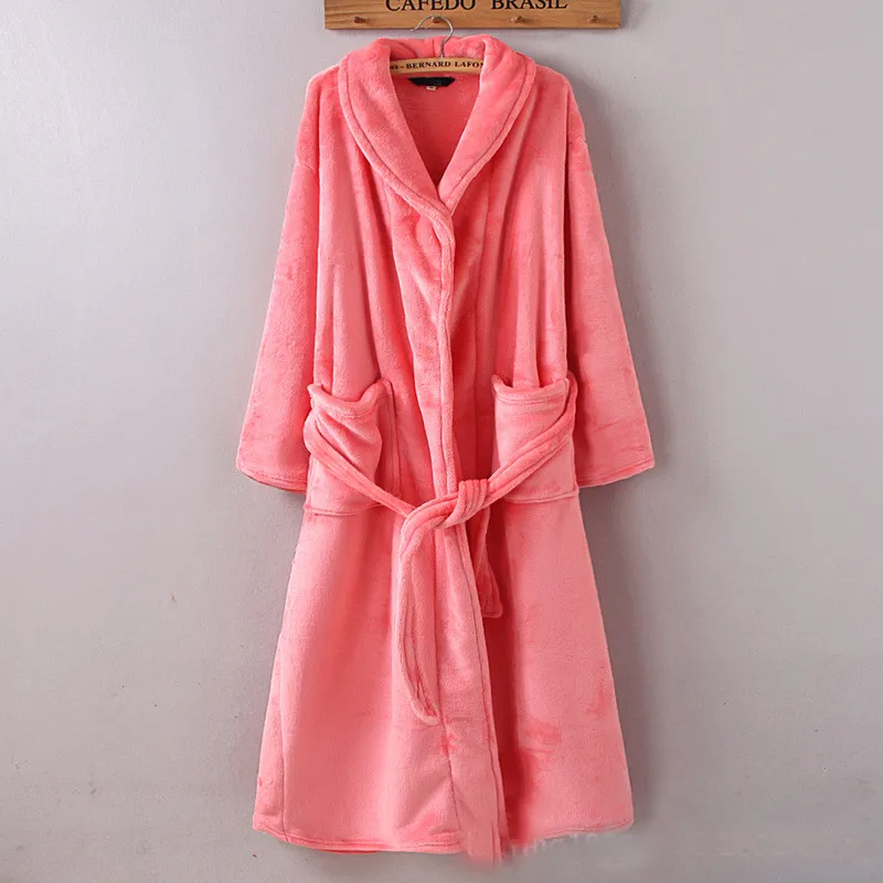 2582046576_726568678