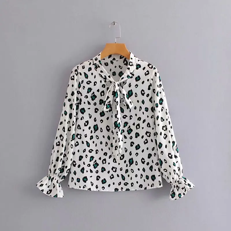 Korean style fashion lace up neck leopard printed lady blouse & top
Korean style fashion lace up neck leopard printed lady blouse & top