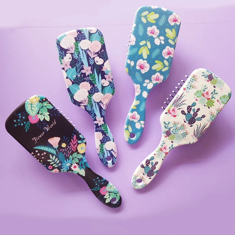 Wholesale New Mini Massage Brush Professional Kids Personalized Hair Brush Curved Plastic Hair Brush
Wholesale New Mini Massage Brush Professional Kids Personalized Hair Brush Curved Plastic Hair Brush