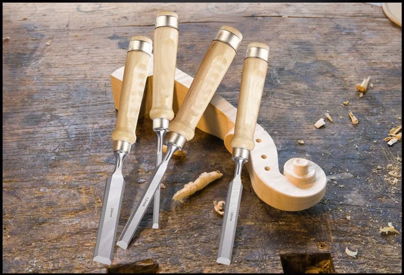 wood chisel01.jpg