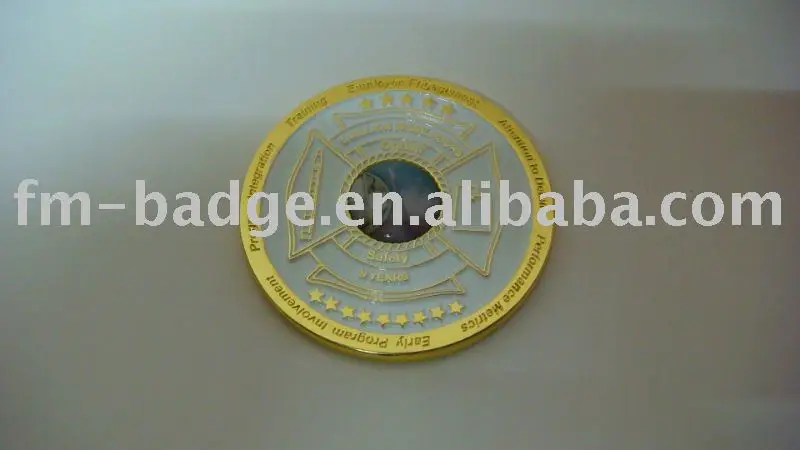 hot sale high quality custom brass stamped soft enamel 24k gold