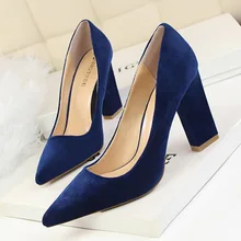 China factory price small MOQ suede 9.5cm women block heels shoes high heels women private label high heels