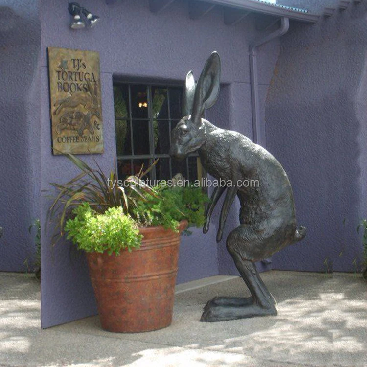 Standing Bunny Garden Statue - Design Toscano
