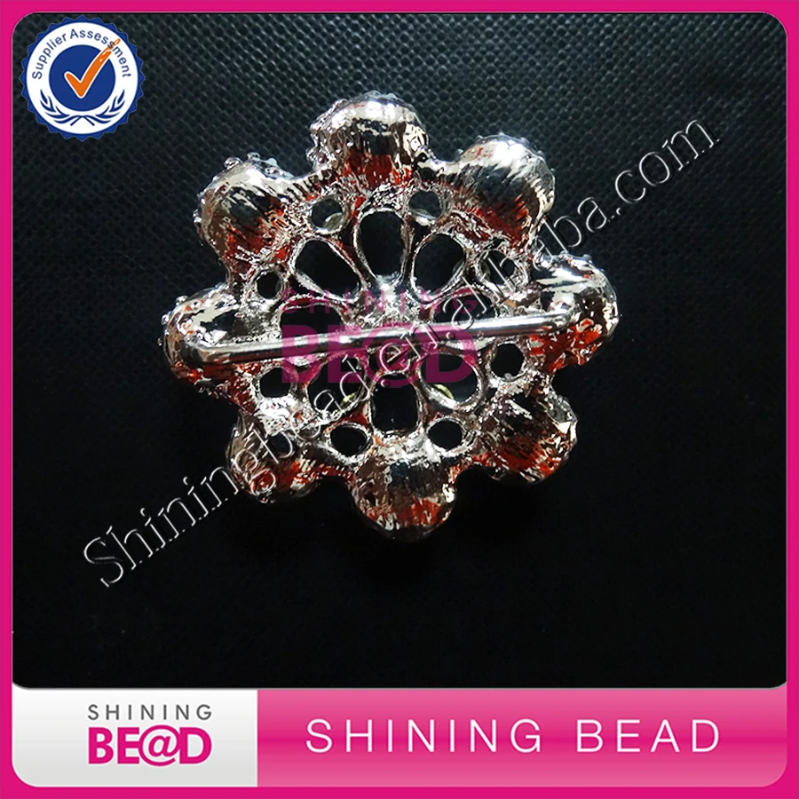 4 cm pearl brooch 4.jpg
