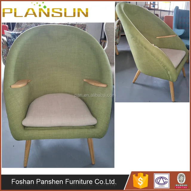 richly upholstered, retro upholstered furniture thick legs ample space oda easy