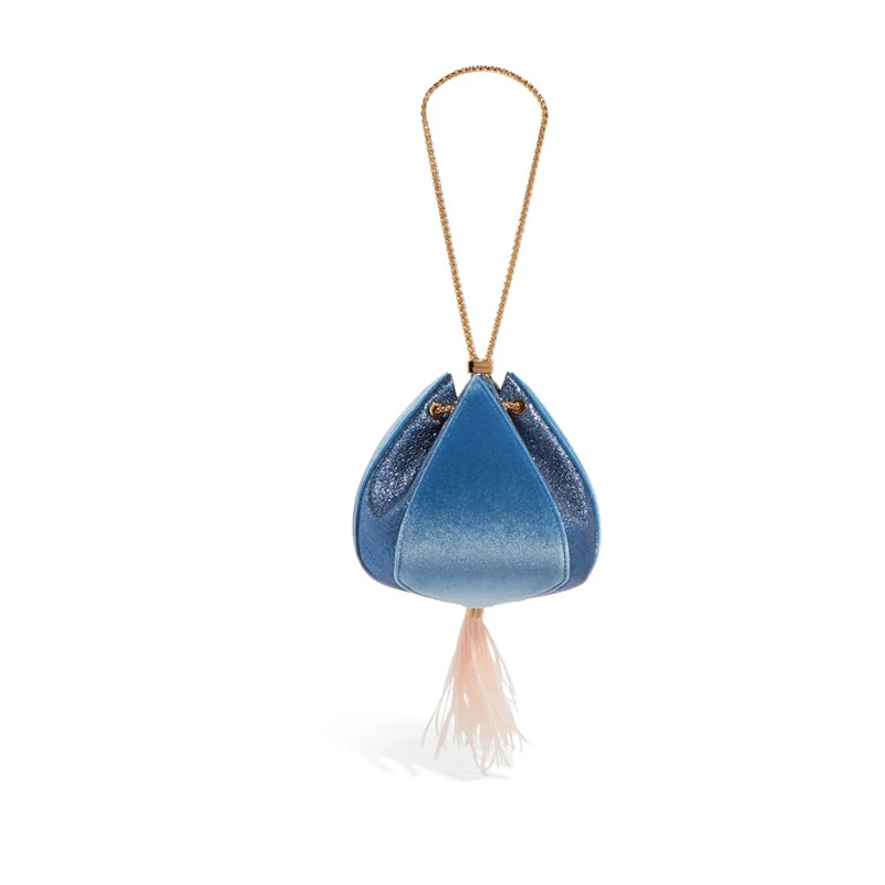 European and American fashion brands customized ladies bags high-quality chain handbags are popular in all seasons women handbag
European and American fashion brands customized ladies bags high-quality chain handbags are popular in all seasons women handbag