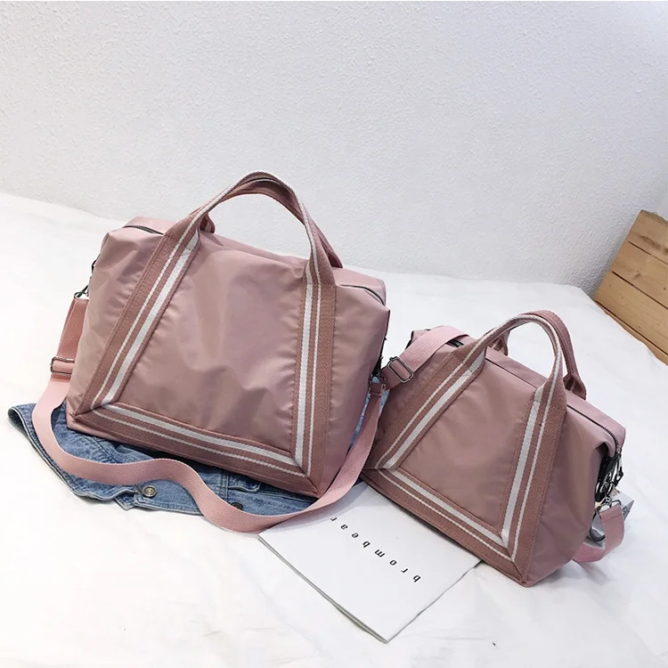 wholesale pink Large capacity handbag women quilted duffle bags Portable travel bag, Customized color
wholesale pink Large capacity handbag women quilted duffle bags Portable travel bag, Customized color