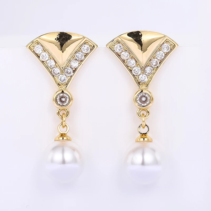 Lateefah 2019 Fashion Triangle Earrings Pearl Earrings Zircon For Women Jewelry Gifts
Lateefah 2019 Fashion Triangle Earrings Pearl Earrings Zircon For Women Jewelry Gifts