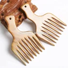Private Label 100% Pure Natural Sandalwood Curly Hair Comb Kinky Hair Wide Teeth Wood Comb
